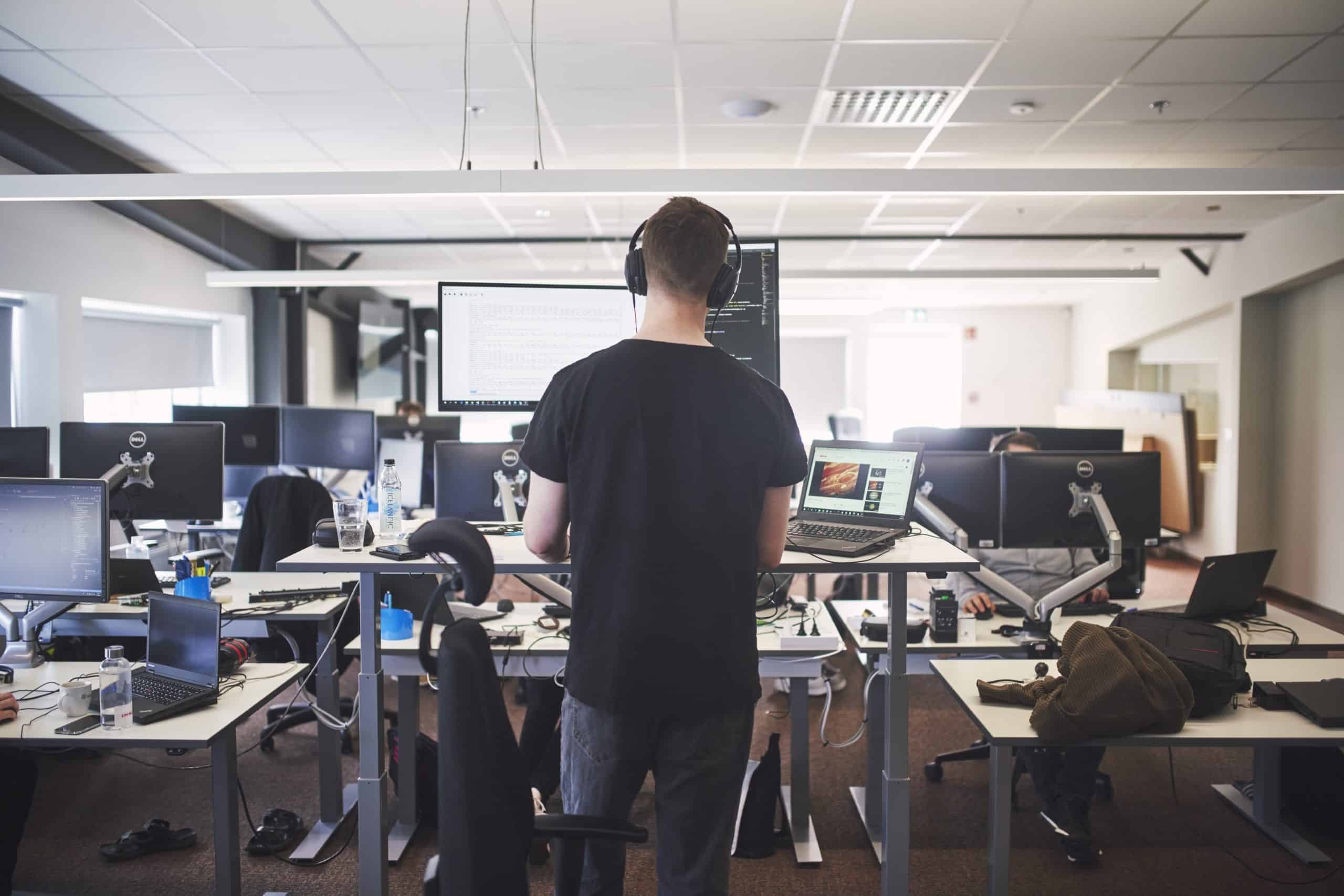 VAL_IM_P_At-Work_05062018 (2)